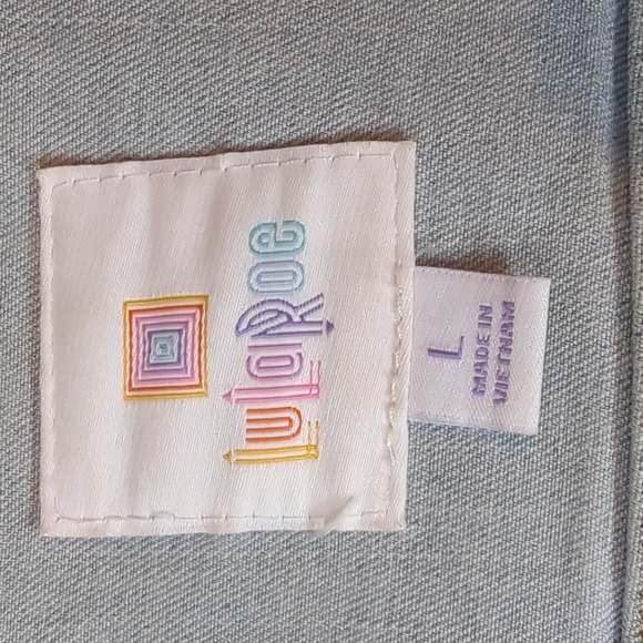 LuLaRoe Light Blue Denim Jacket with Floral Embroidery Size L - Picture 2 of 8